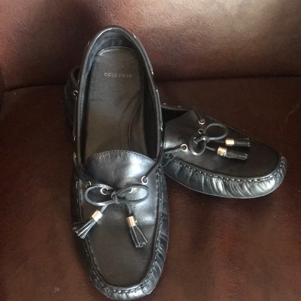 Cole Haan Grant Black Leather Tassel Boat Driving